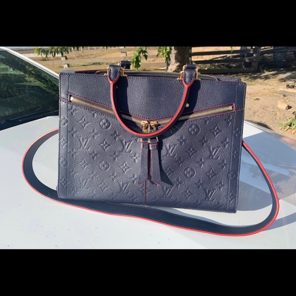 W authentic papers/dust bag. Want gone ASAP - Picture 1 of 8